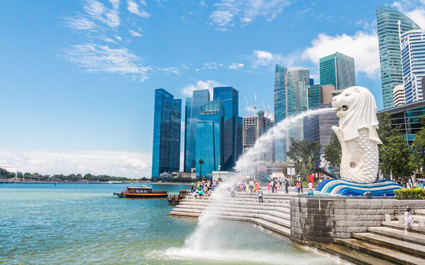 Startup Việt “chạy” sang Singapore khởi nghiệp: N&#234;n mừng hay lo?