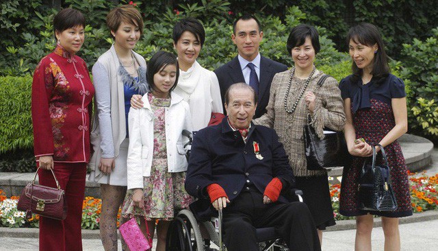 Gia đình tỷ phú Stanley Ho