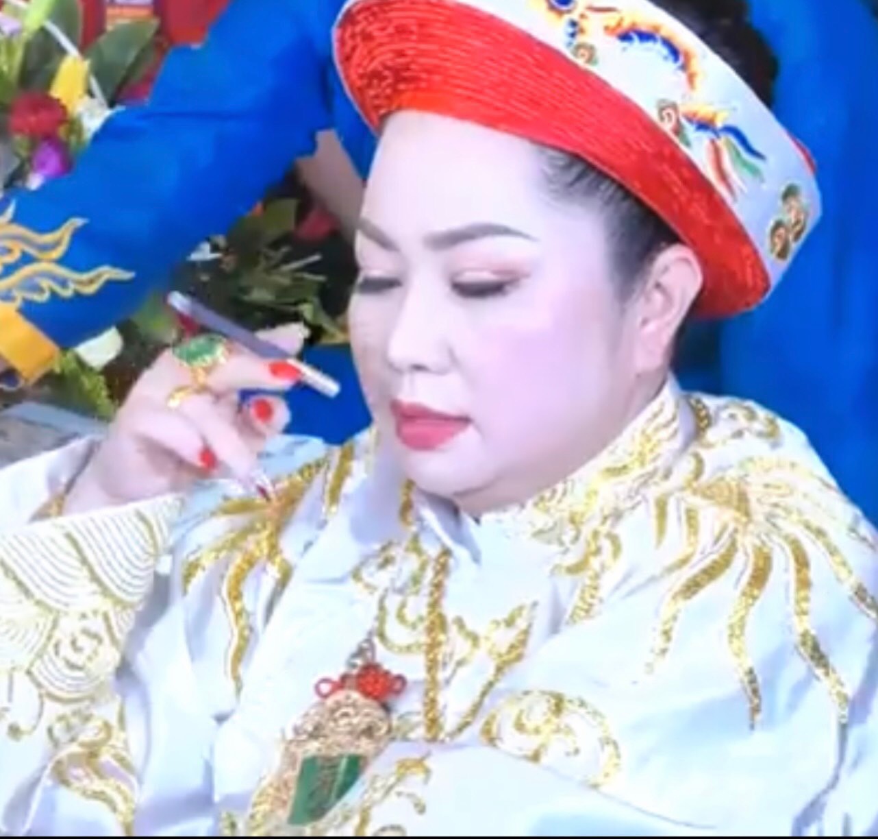 Thanh đồng Nguyễn Thị Thuỷ: Nữ doanh nhân thành đạt với một “tấm lòng vàng”